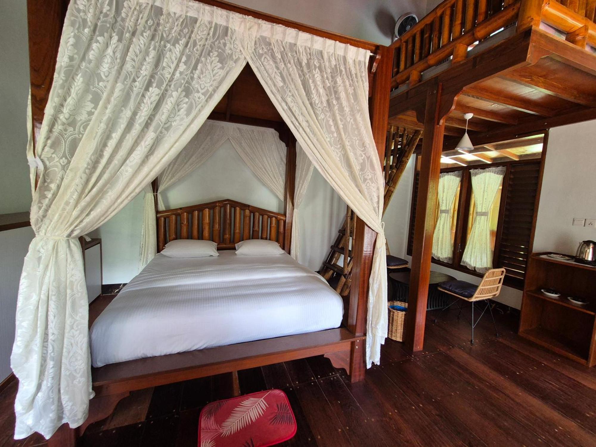 Sam'S Bungalows And Treks Bukit Lawang Eksteriør billede