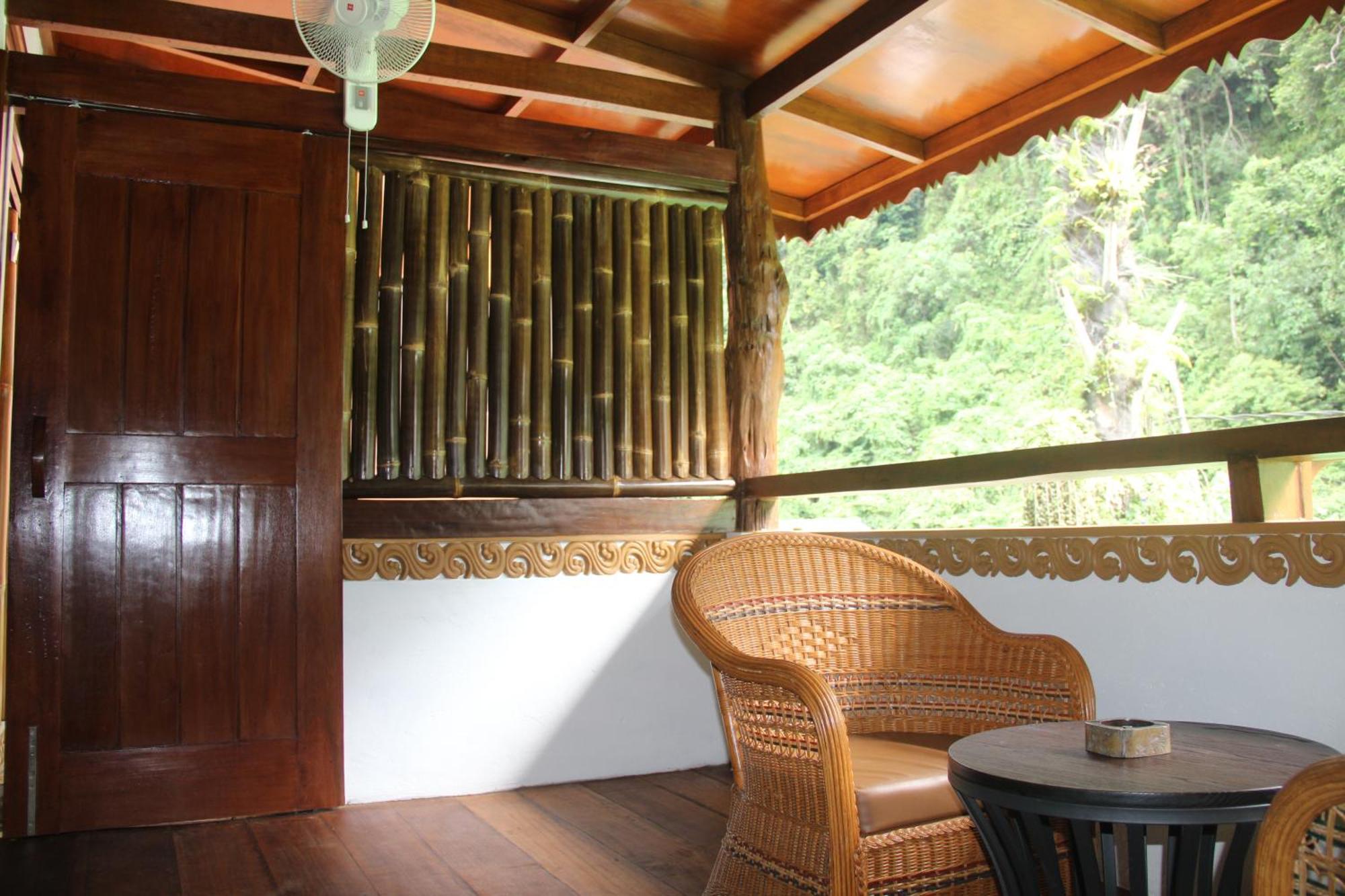 Sam'S Bungalows And Treks Bukit Lawang Eksteriør billede